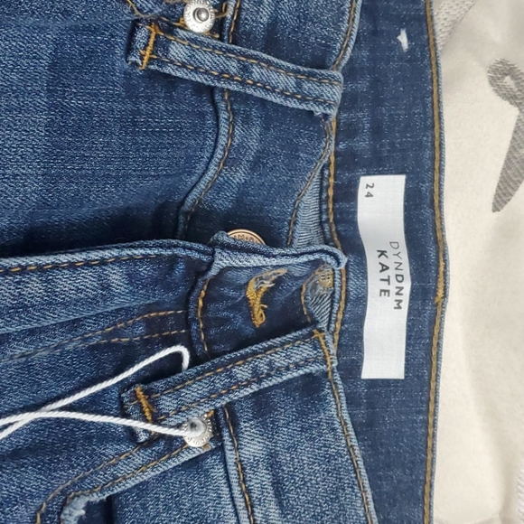 Jeans - Picture 2 of 3